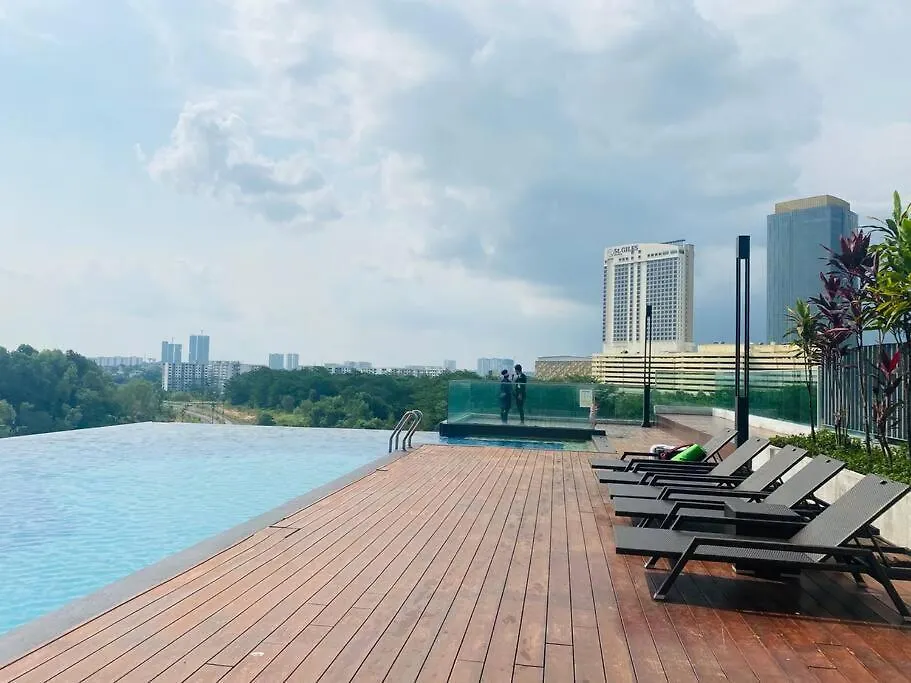 S01 Midvalley Mosaic Southkey 2Br High Floor Johor Bahru Ma­lay­sia